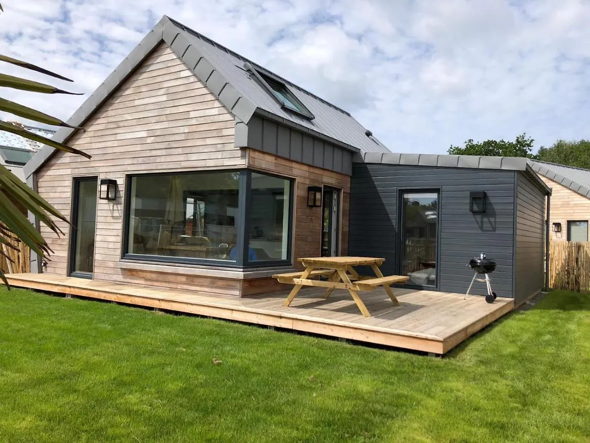 Nouveau ! La cabine du bout du monde -Saint-Mathieu : votre pied-à-terre breton haut standing [PL02] Crozon